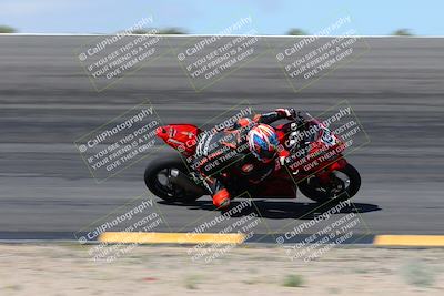 media/Apr-05-2024-Apex Assassins-CVMA Friday Practice (Fri) [[ee2ef04f2b]]/3-Racer 2/Session 3 (Bowl Speed Pans)/